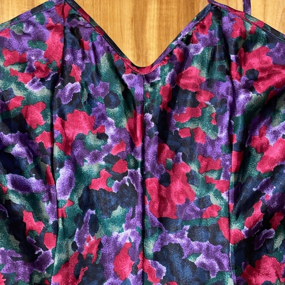 Violets & Roses vintage floral slip size M - Picture 4 of 9